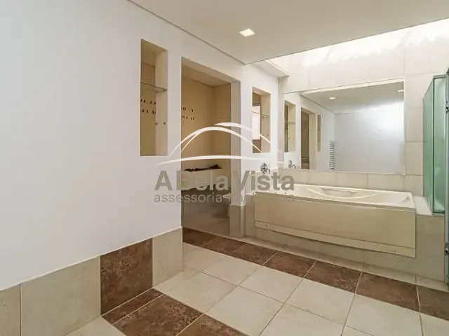 Casa 4 quartos e 4 banheiros, à venda, no bairro Tamboré em Santana de Parnaíba
