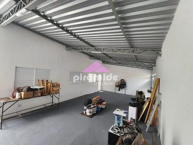 Casa com 146m² 2 quartos e 2 banheiros, à venda, no bairro Jardim Santo Onofre em São José dos Campos
