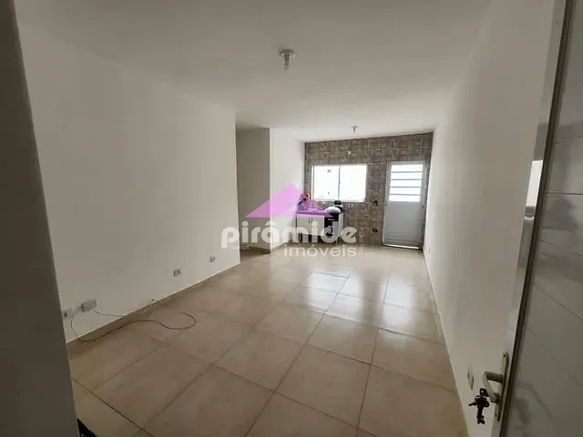 Casa com 146m² 2 quartos e 2 banheiros, à venda, no bairro Jardim Santo Onofre em São José dos Campos