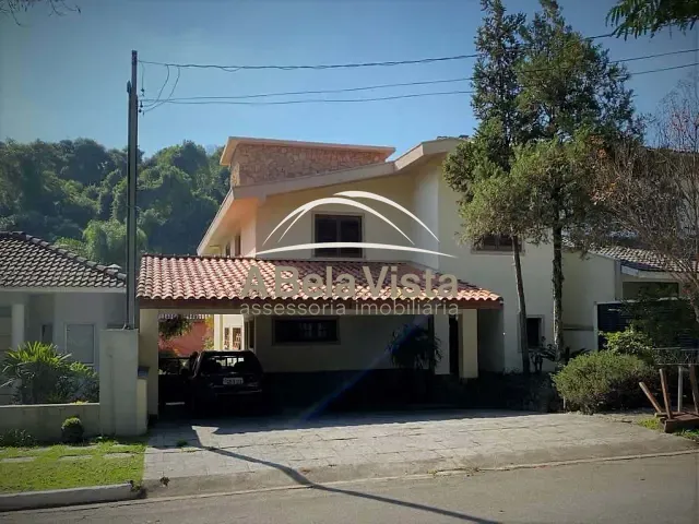 Casa com 492m² 4 quartos e 6 banheiros, à venda, no bairro São Paulo II em Cotia
