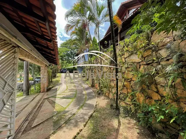 Casa com 1661m² 6 quartos e 6 banheiros, à venda, no bairro Granja Viana II em Cotia