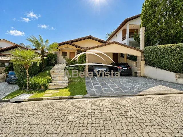 Casa com 361m² 3 quartos e 3 banheiros, à venda, no bairro Granja Viana II em Cotia