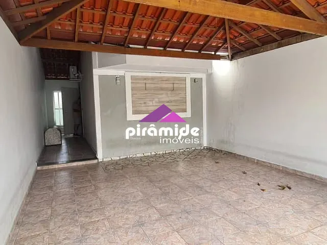 Casa 3 quartos e 3 banheiros, à venda, no bairro Jardim das Indústrias em São José dos Campos