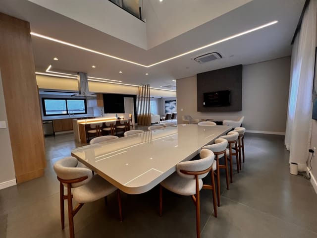 Casa com 563m² 5 quartos e 7 banheiros, à venda, no bairro Alphaville Residencial Dois em Barueri