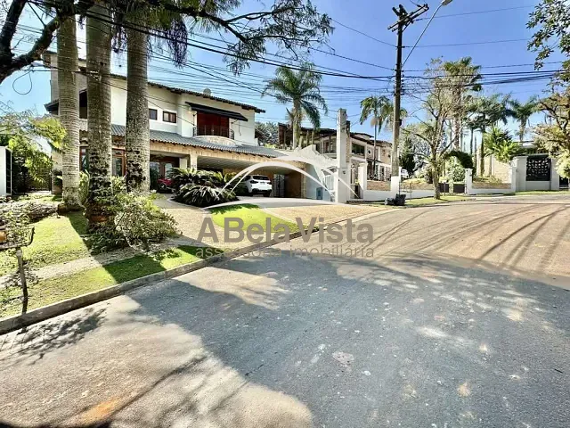 Casa com 1315m² 5 quartos e 7 banheiros, à venda, no bairro São Paulo II em Cotia