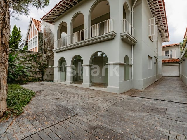 Casa com 400m² 4 quartos e 4 banheiros, à venda ou para alugar, no bairro Jardim Paulista em São Paulo