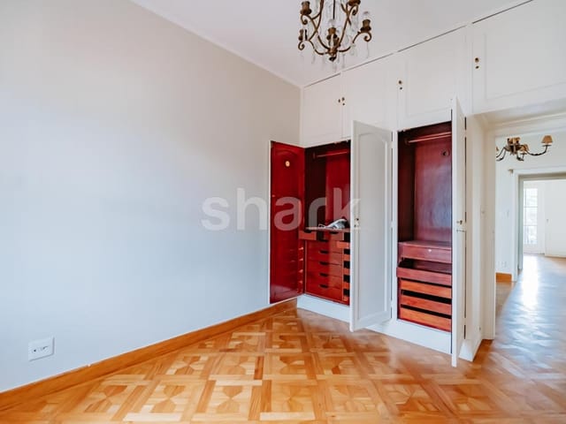 Casa com 400m² 4 quartos e 4 banheiros, à venda ou para alugar, no bairro Jardim Paulista em São Paulo