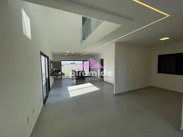 Casa 3 quartos e 3 banheiros, à venda, no bairro Eugenio de Melo em São José dos Campos