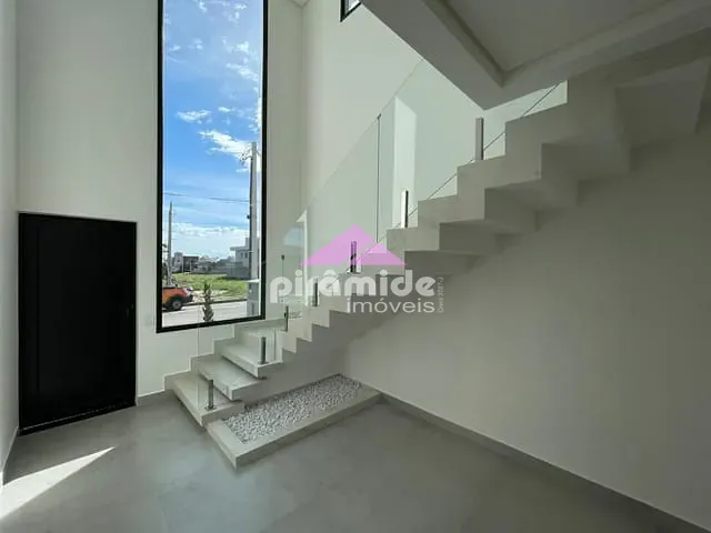 Casa 3 quartos e 3 banheiros, à venda, no bairro Eugenio de Melo em São José dos Campos