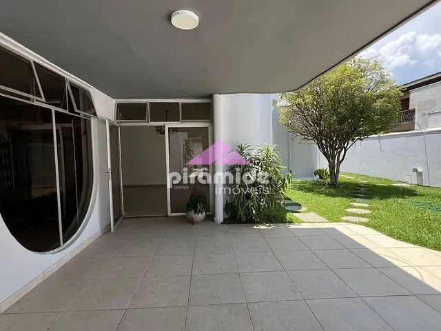 Casa 5 quartos e 3 banheiros, para alugar, no bairro Jardim Apolo em São José dos Campos