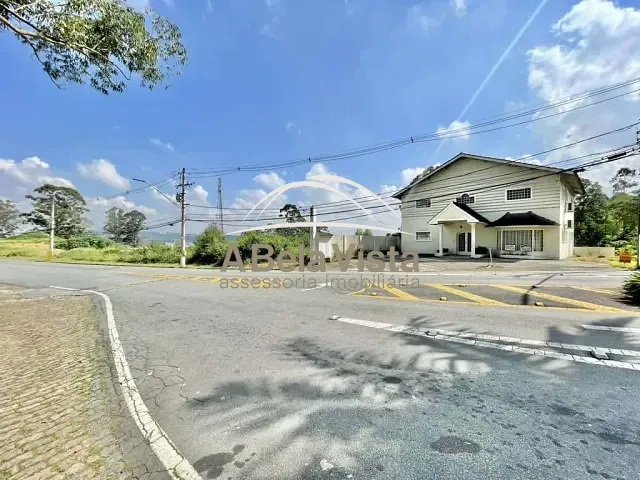 Casa à venda, no bairro Granja Viana II em Cotia