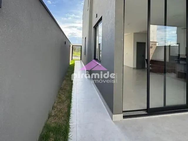 Casa 4 quartos e 4 banheiros, à venda, no bairro Loteamento Fazenda Ronda em São José dos Campos