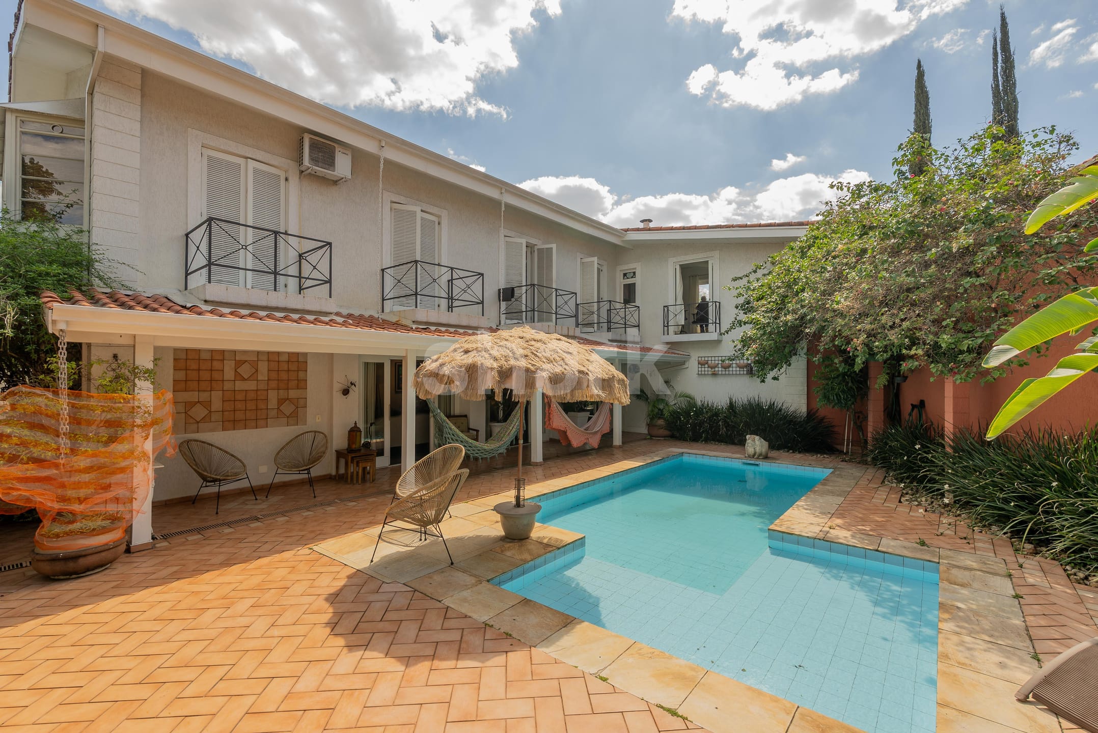 Casa em Alphaville — foto 1