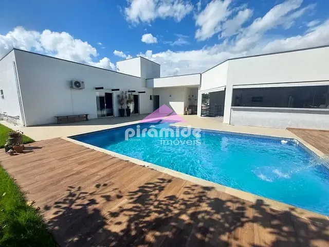 Casa com 1000m² 4 quartos e 3 banheiros, à venda, no bairro Jardim Terras de Santa Helena em Jacareí