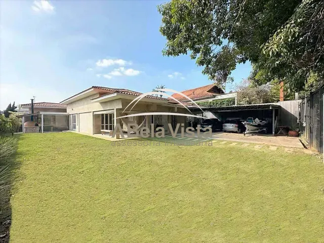 Casa com 1041m² 3 quartos e 5 banheiros, à venda, no bairro Jardim Passárgada I em Cotia