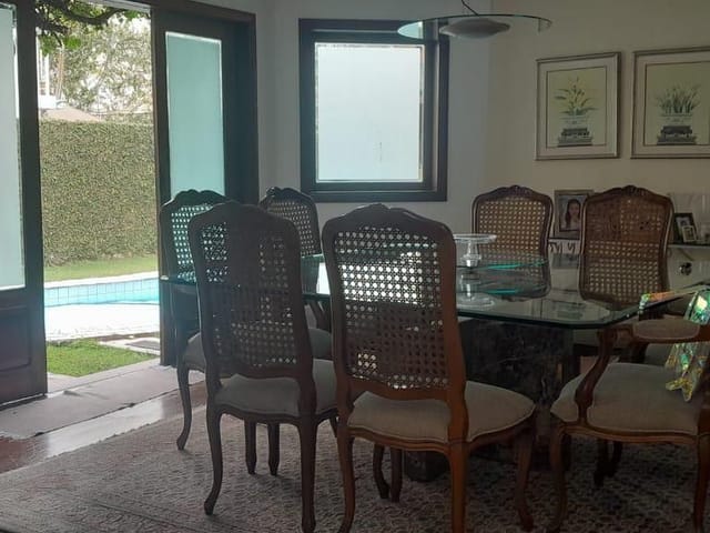 Casa com 532m² 4 quartos e 6 banheiros, à venda, no bairro Alphaville em Santana de Parnaíba
