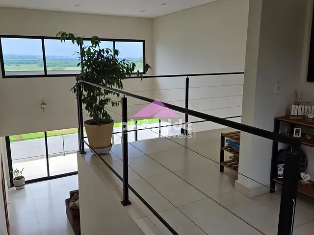 Casa com 1114m² 4 quartos e 5 banheiros, à venda, no bairro Condomínio Colinas do Parahyba em São José dos Campos