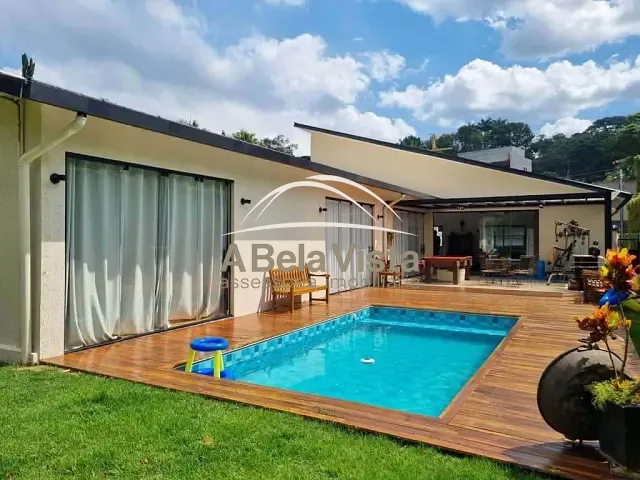 Casa com 573m² 3 quartos e 4 banheiros, à venda, no bairro Chácara Eliana em Cotia