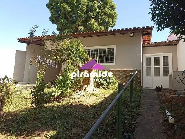 Casa com 275m² 3 quartos e 2 banheiros, à venda, no bairro Cidade Vista Verde em São José dos Campos
