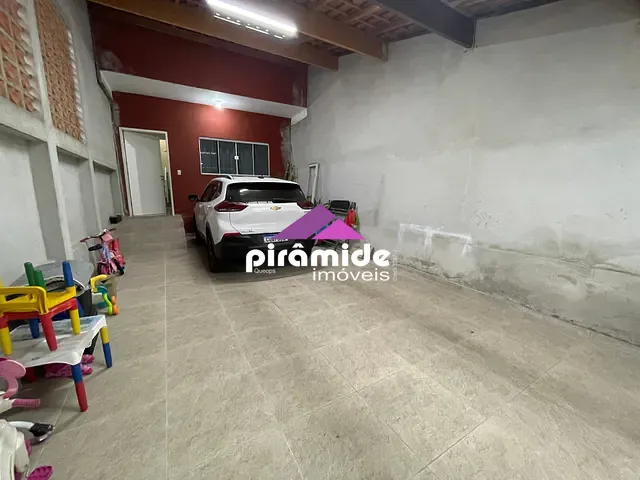 Casa com 125m² 2 quartos e 2 banheiros, à venda, no bairro Jardim Santa Inês I em São José dos Campos