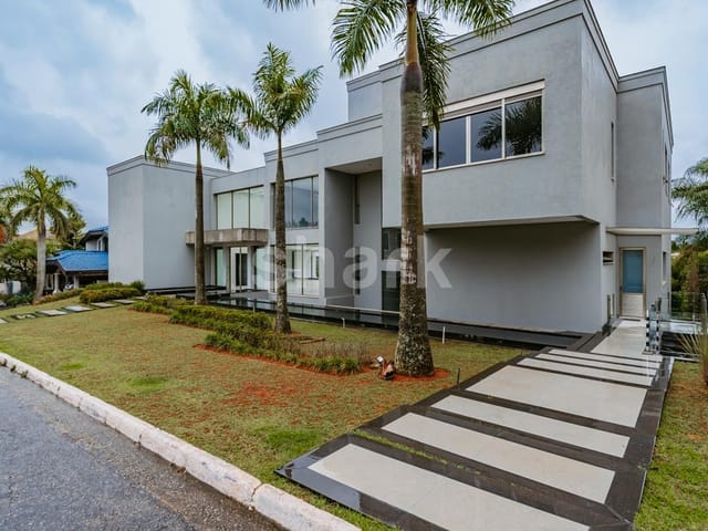 Casa com 1800m² 6 quartos e 9 banheiros, à venda, no bairro Tamboré em Santana de Parnaíba