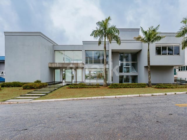 Casa com 1800m² 6 quartos e 9 banheiros, à venda, no bairro Tamboré em Santana de Parnaíba