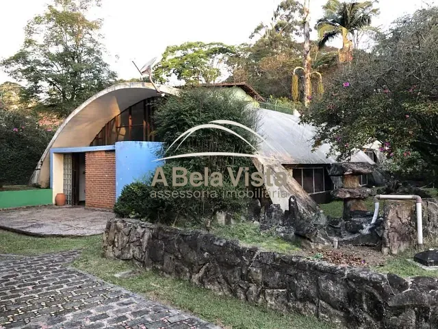 Casa com 1147m² 3 quartos e 3 banheiros, à venda, no bairro Chácara Eliana em Cotia