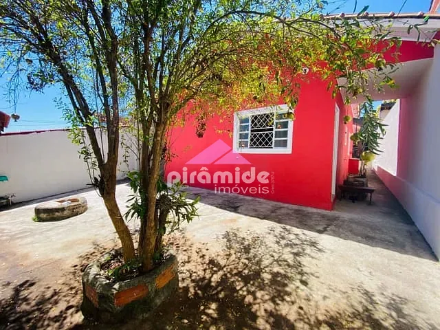 Casa com 250m² 3 quartos e 1 banheiro, à venda, no bairro Jardim Santa Inês I em São José dos Campos