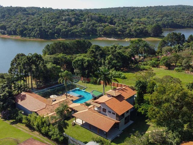 Casa com 4333m² 10 quartos e 14 banheiros, à venda, no bairro campo verde em Ibiúna