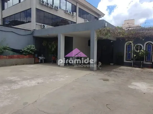 Casa com 399m² 5 quartos e 5 banheiros, à venda, no bairro Vila Betânia em São José dos Campos