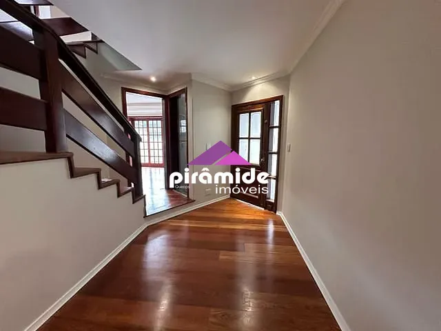 Casa com 360m² 5 quartos e 9 banheiros, para alugar, no bairro Jardim das Colinas em São José dos Campos