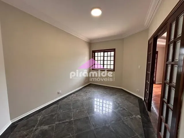 Casa com 360m² 5 quartos e 9 banheiros, para alugar, no bairro Jardim das Colinas em São José dos Campos