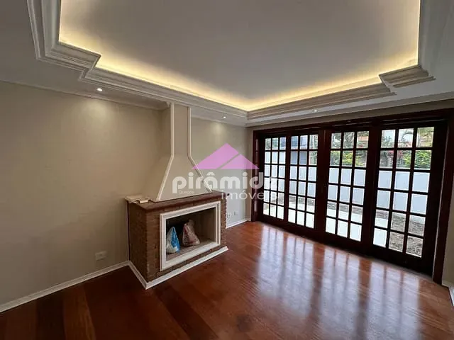 Casa com 360m² 5 quartos e 9 banheiros, para alugar, no bairro Jardim das Colinas em São José dos Campos