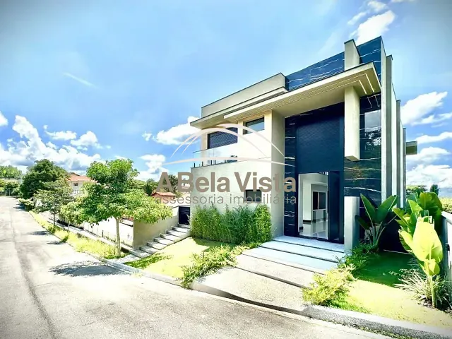 Casa com 398m² 4 quartos e 6 banheiros, à venda, no bairro São Paulo II em Cotia