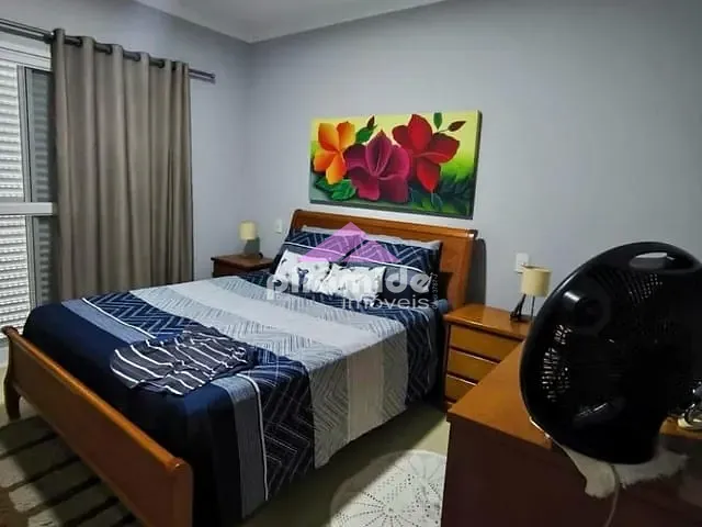 Casa 3 quartos e 2 banheiros, à venda, no bairro Jardim das Indústrias em São José dos Campos
