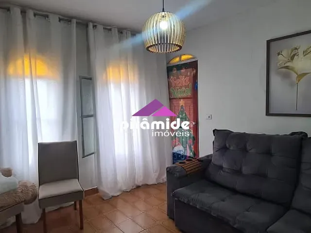 Casa 2 quartos e 2 banheiros, à venda, no bairro Conjunto Residencial Trinta e Um de Março em São José dos Campos