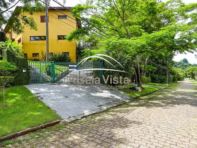 Casa com 1000m² 4 quartos e 7 banheiros, à venda, no bairro Granja Viana II em Cotia