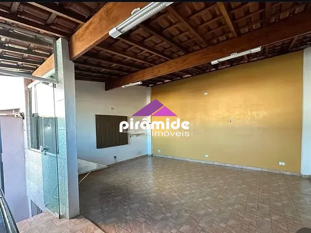 Casa com 180m² 4 quartos e 3 banheiros, à venda, no bairro Jardim Portugal em São José dos Campos