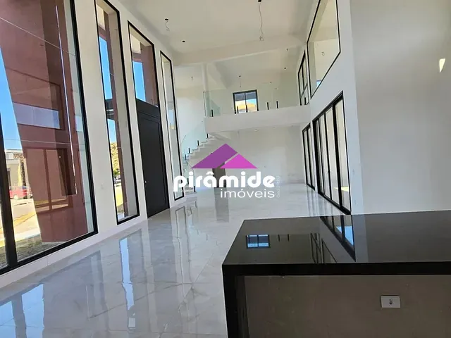 Casa com 770m² 4 quartos e 5 banheiros, à venda, no bairro Urbanova em São José dos Campos