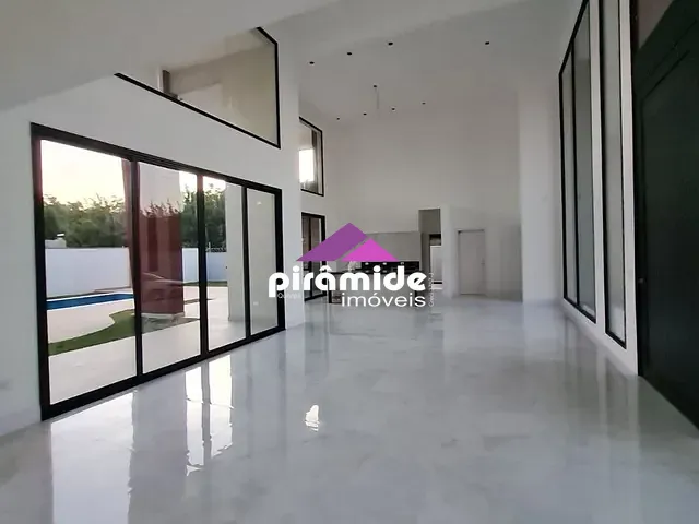 Casa com 770m² 4 quartos e 5 banheiros, à venda, no bairro Urbanova em São José dos Campos