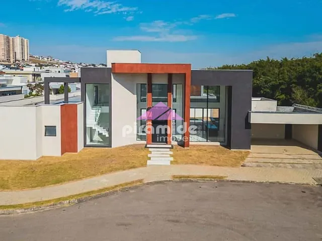 Casa com 770m² 4 quartos e 5 banheiros, à venda, no bairro Urbanova em São José dos Campos