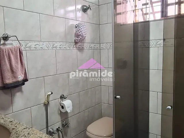 Casa com 160m² 2 quartos e 2 banheiros, à venda, no bairro Residencial Planalto em São José dos Campos