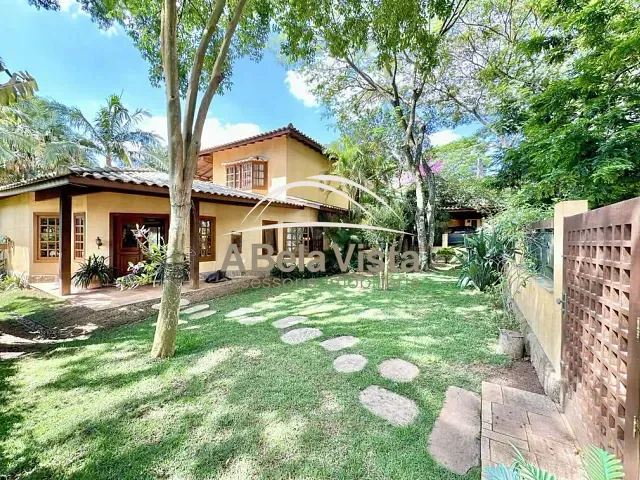 Casa com 1212m² 4 quartos e 6 banheiros, à venda, no bairro Vila de São Fernando em Cotia