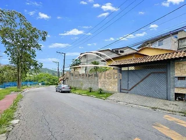 Casa com 437m² 3 quartos e 3 banheiros, à venda, no bairro Outeiro de Passárgada em Cotia