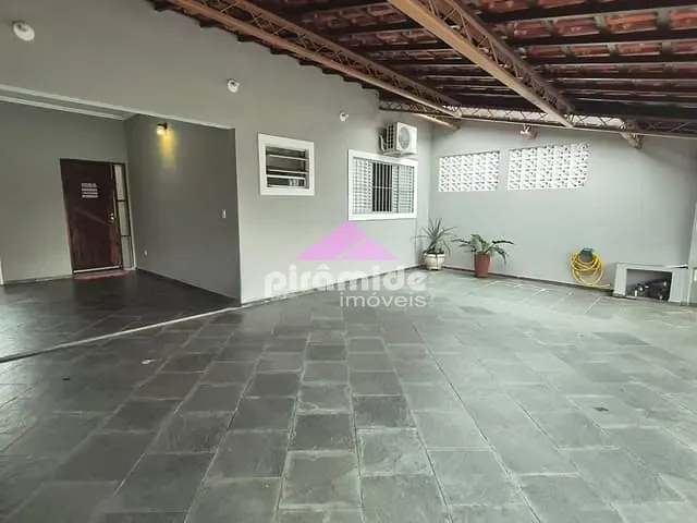 Casa com 111m² 3 quartos e 2 banheiros, à venda, no bairro Residencial Bosque dos Ipês em São José dos Campos