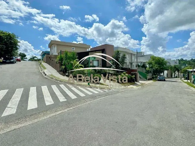 Casa com 258m² 3 quartos e 3 banheiros, à venda, no bairro Pitas em Cotia