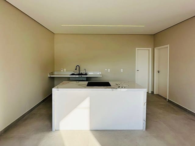 Casa com 428m² 4 quartos e 3 banheiros, à venda, no bairro Quintas do Ingaí em Santana de Parnaíba