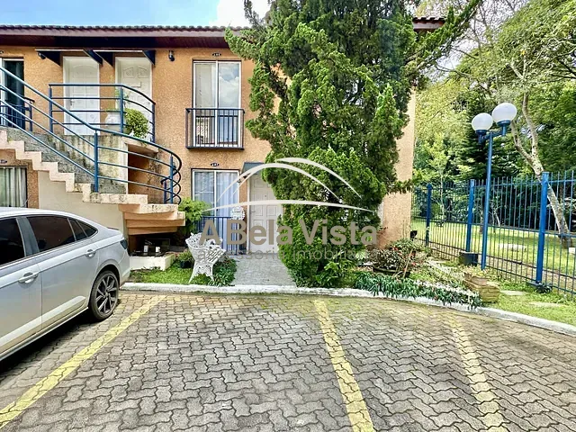Casa 2 quartos e 2 banheiros, à venda, no bairro Jardim Torino em Cotia