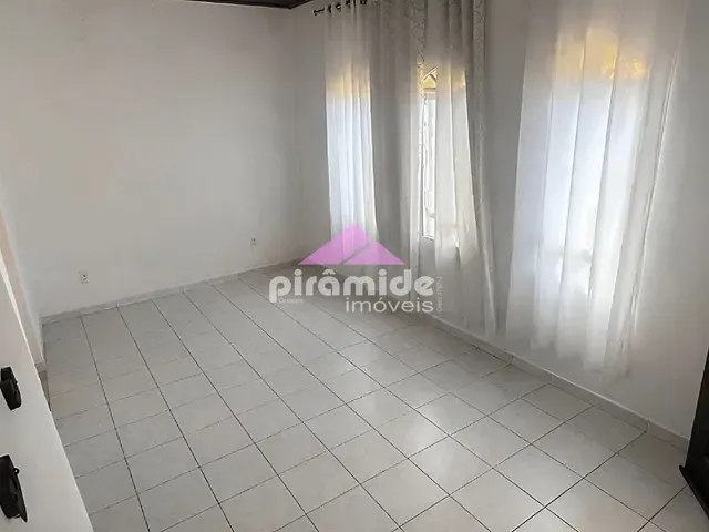 Casa com 120m² 3 quartos e 1 banheiro, à venda, no bairro Santana em São José dos Campos