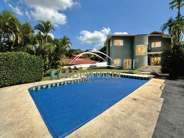 Casa com 1000m² 4 quartos e 5 banheiros, à venda, no bairro Granja Viana II em Cotia
